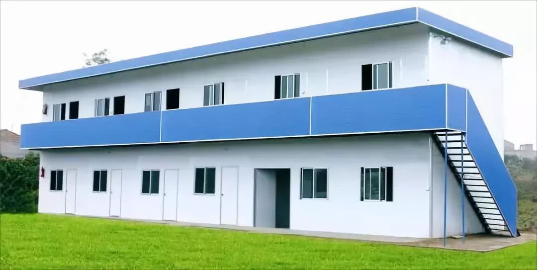 輕鋼別墅≠活動(dòng)房